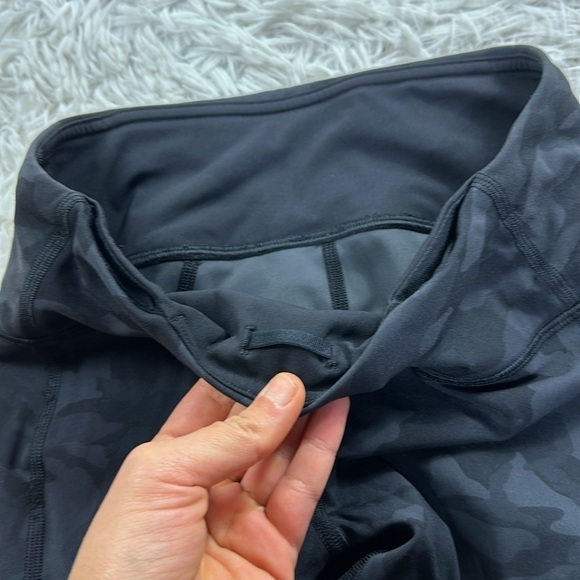 Lululemon Pace Rival Crop *22" Incognito Camo Multi Grey / Black - Picture 3 of 7